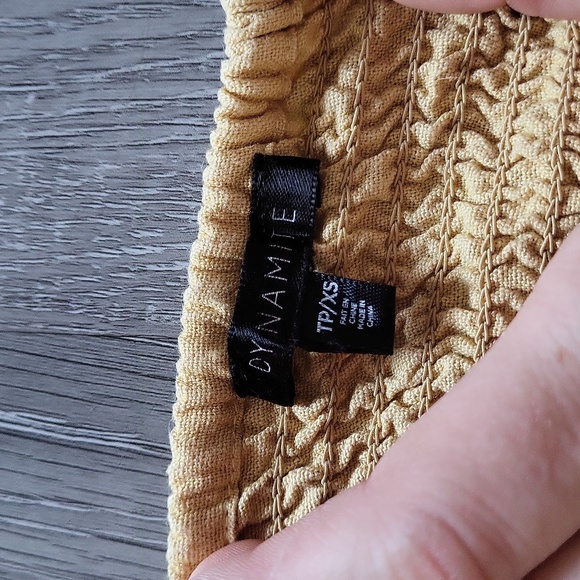 Crop top - Picture 3 of 3